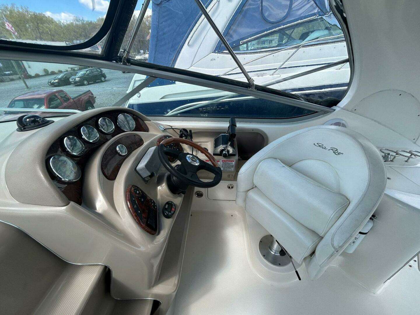 2004 Sea Ray 280 Sundancer - Image 12
