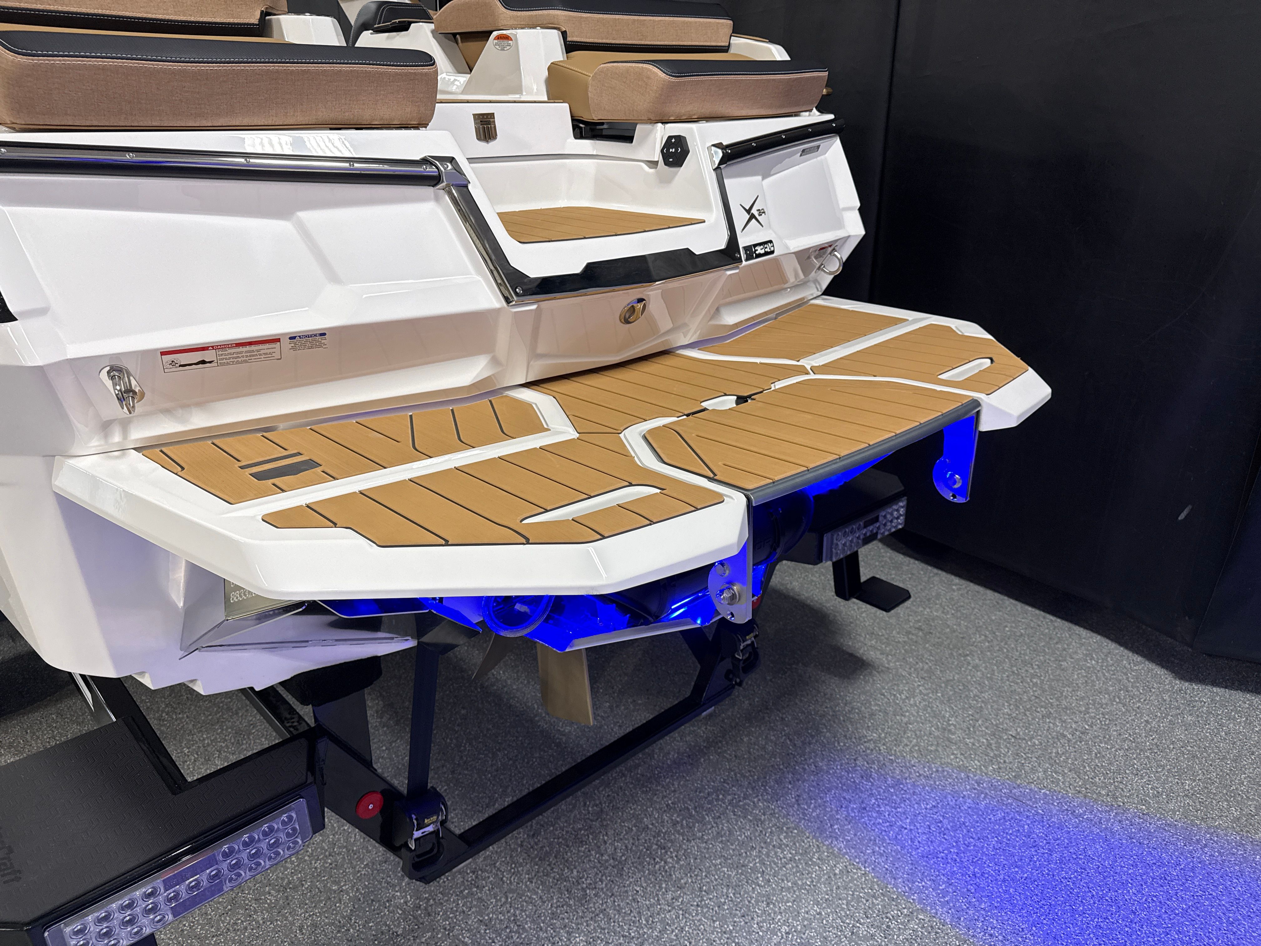 2026 MasterCraft X24 - 12
