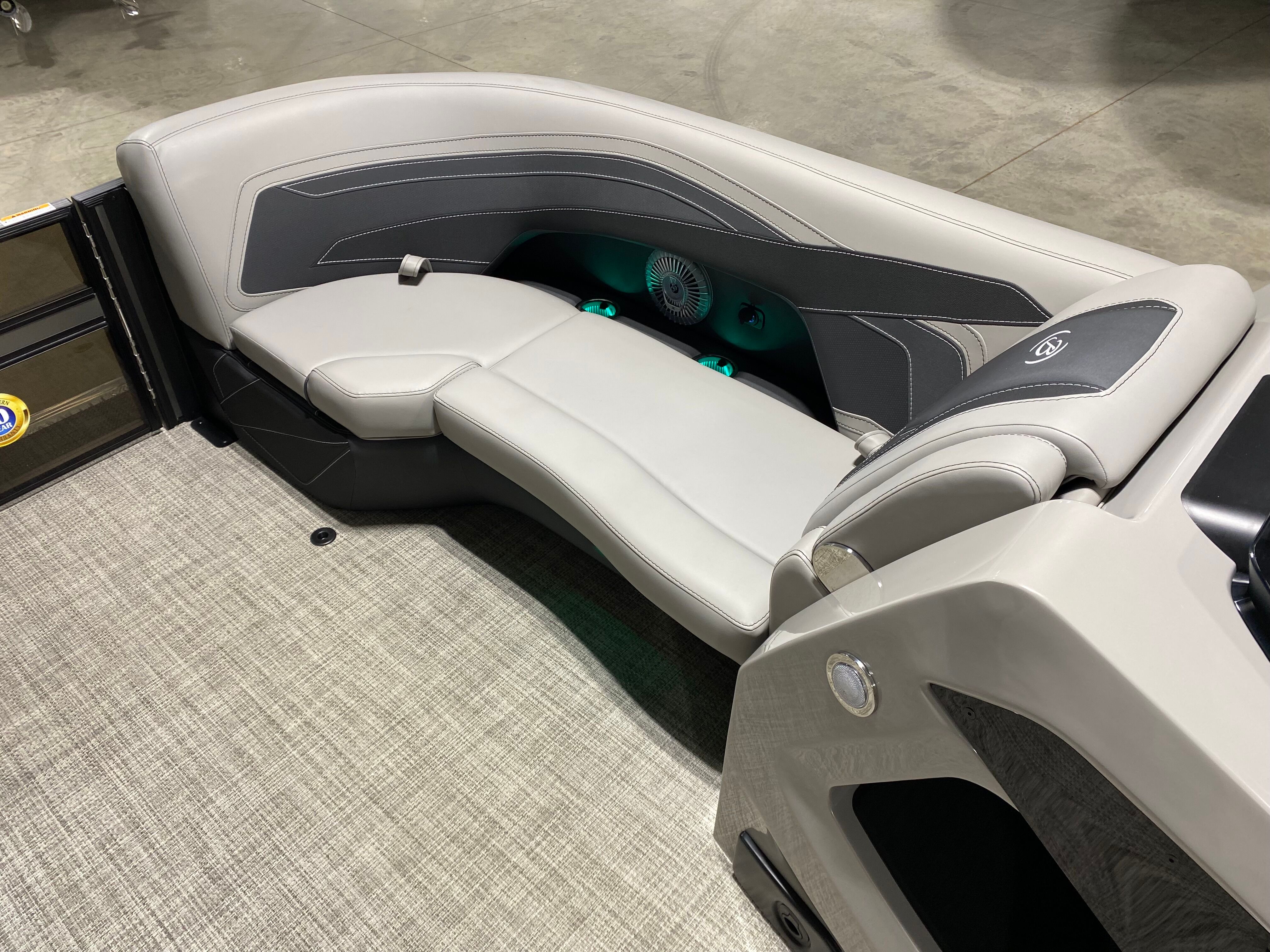 2027 BARLETTA C22UC - Image 7