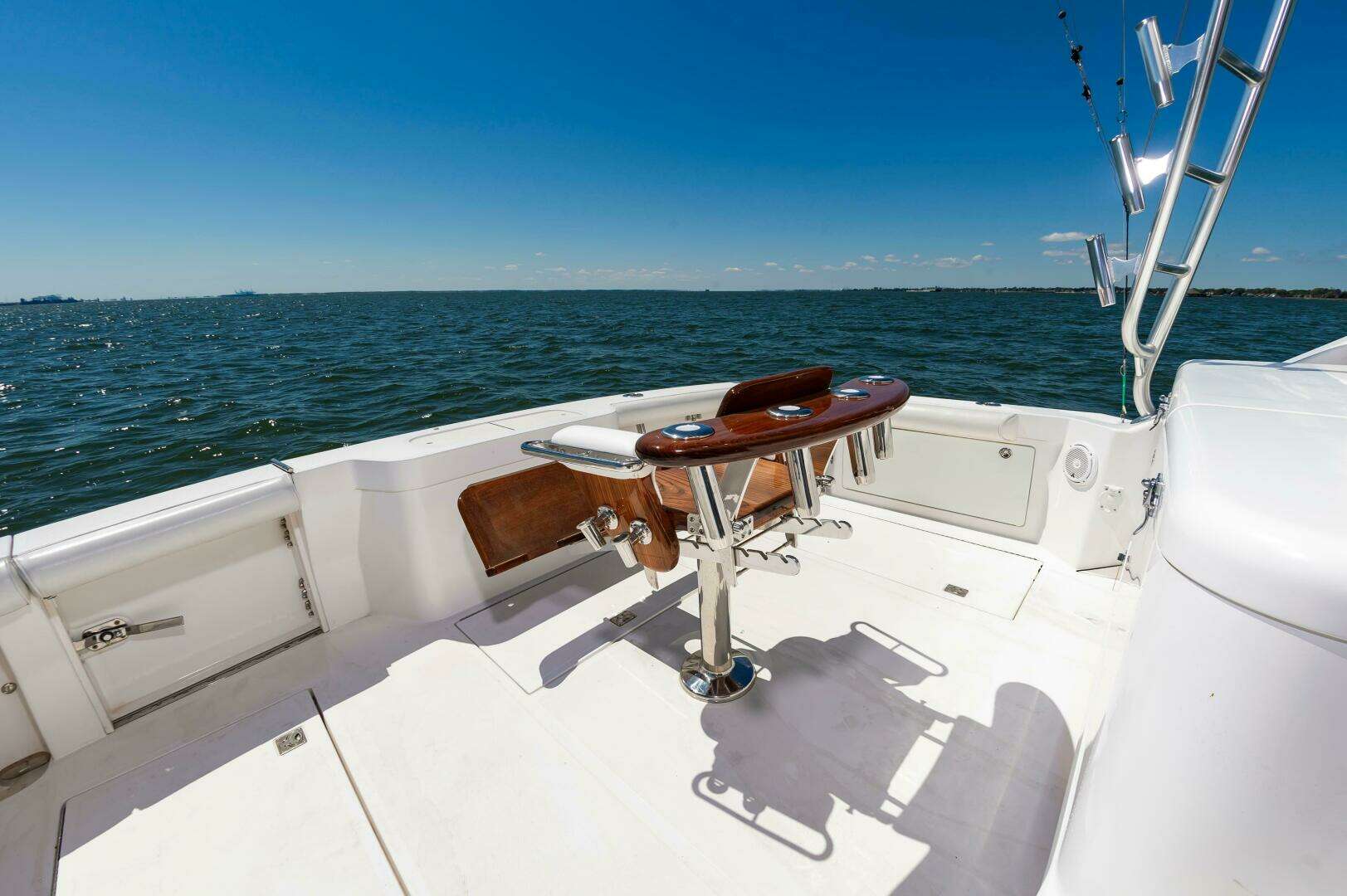 2008 Cabo 40 Express - Image 8