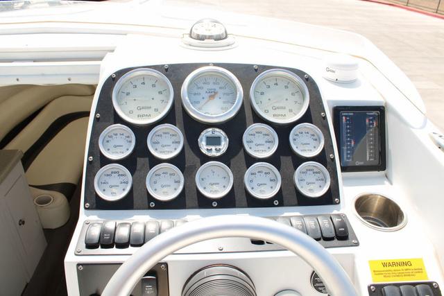 2001 Baja 33 Outlaw - 10