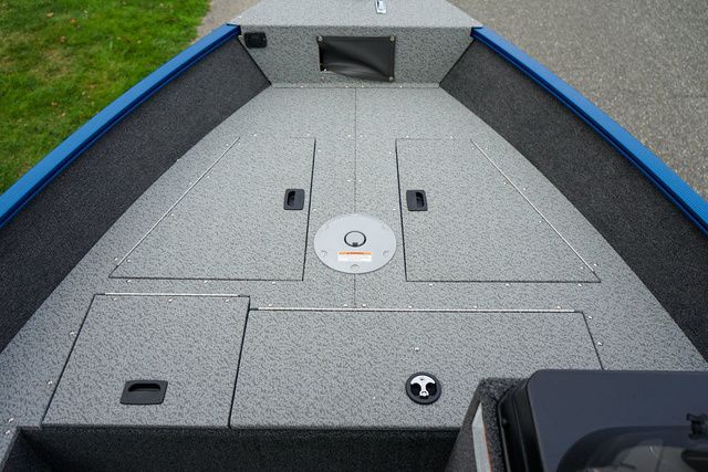 2026 Lund 1650 Angler SS - 11