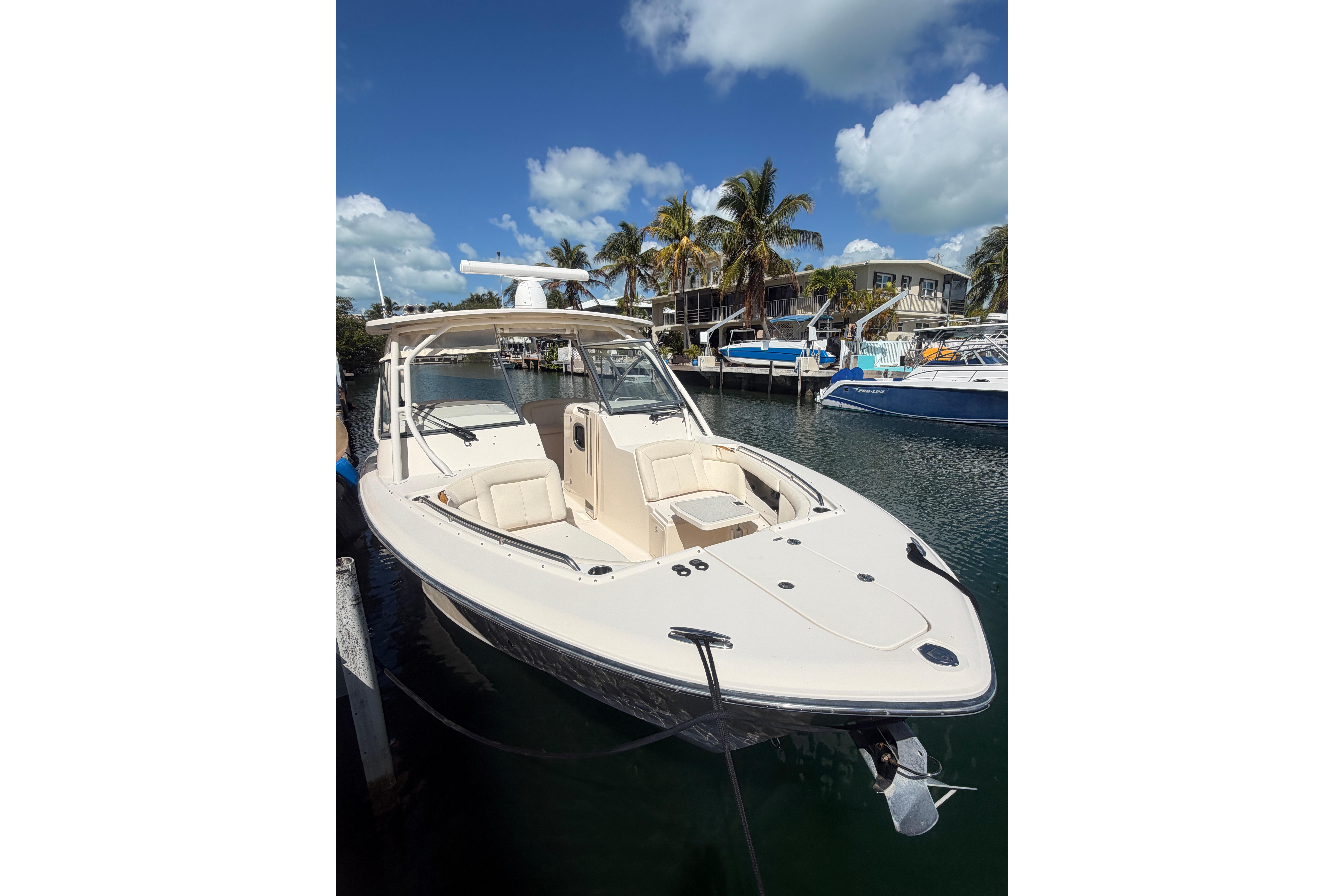2015 Grady-White Freedom 335