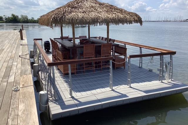 2022 Custom Big Hut Tiki 26