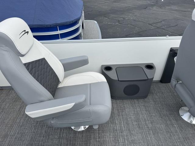 2025 Bennington S L-Bench 22 SL Pontoon - 6