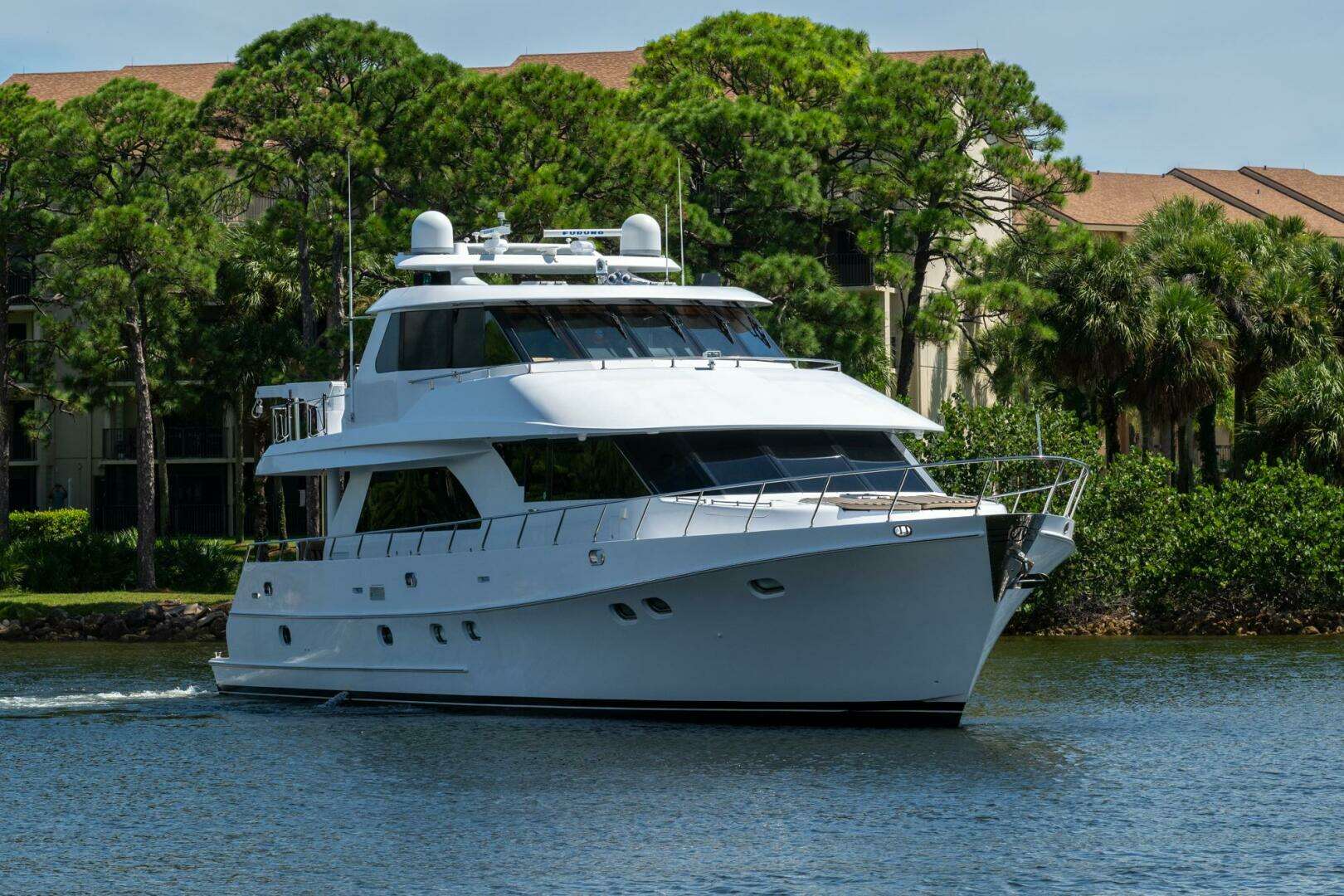 2005 Ocean Alexander 78 Pilothouse - Image 3