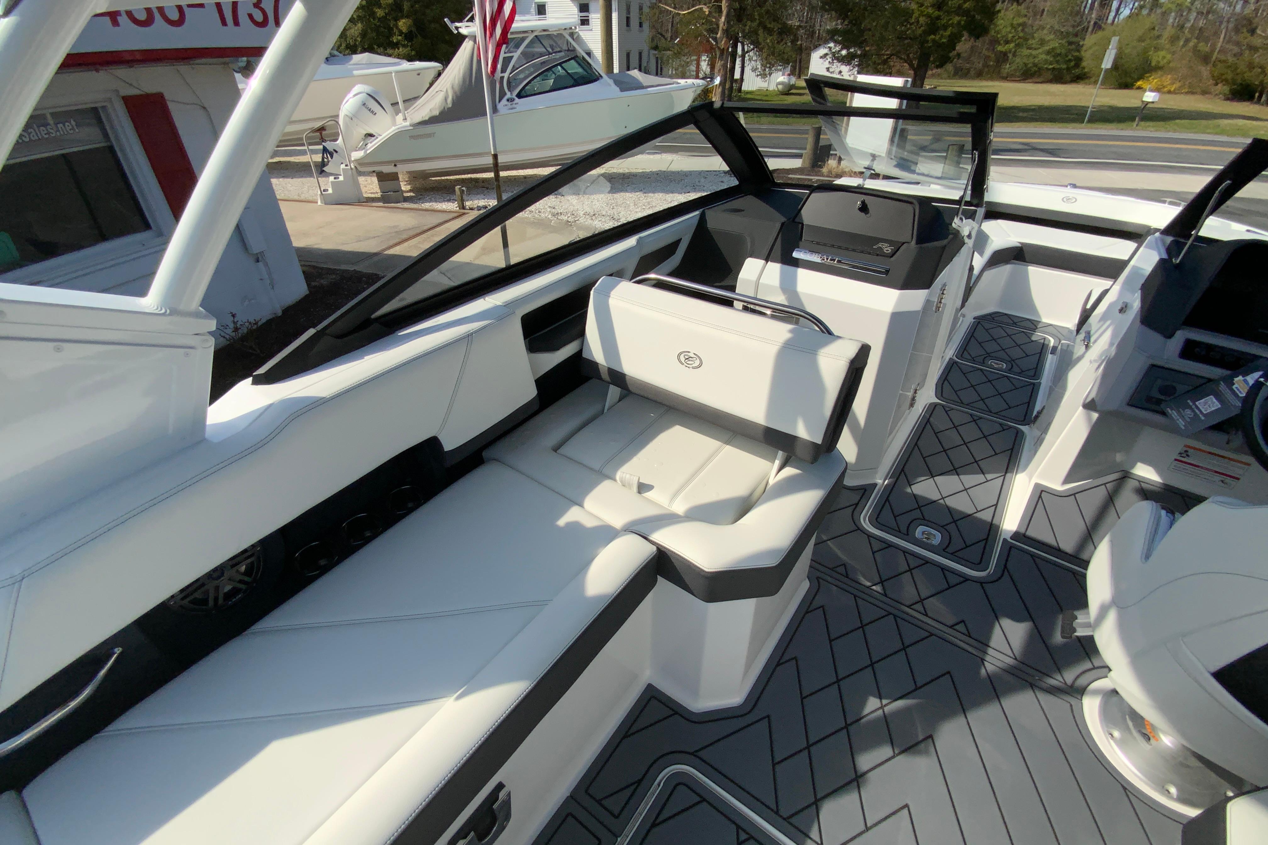 2026 Cobalt R6 Outboard boat interior with sleek seating and modern design.