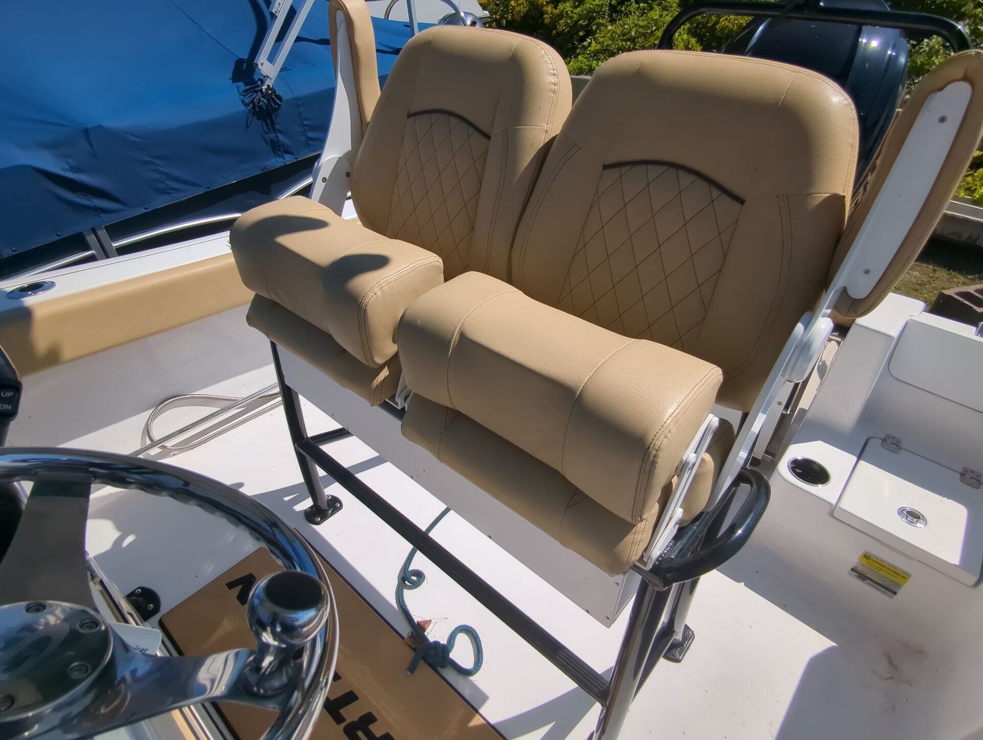 2023 Sportsman Open 212 Center Console - 12