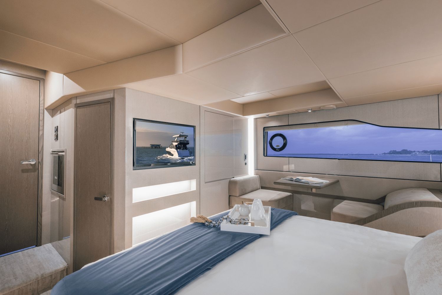 2027 Cruisers Yachts 57 Fly - 85