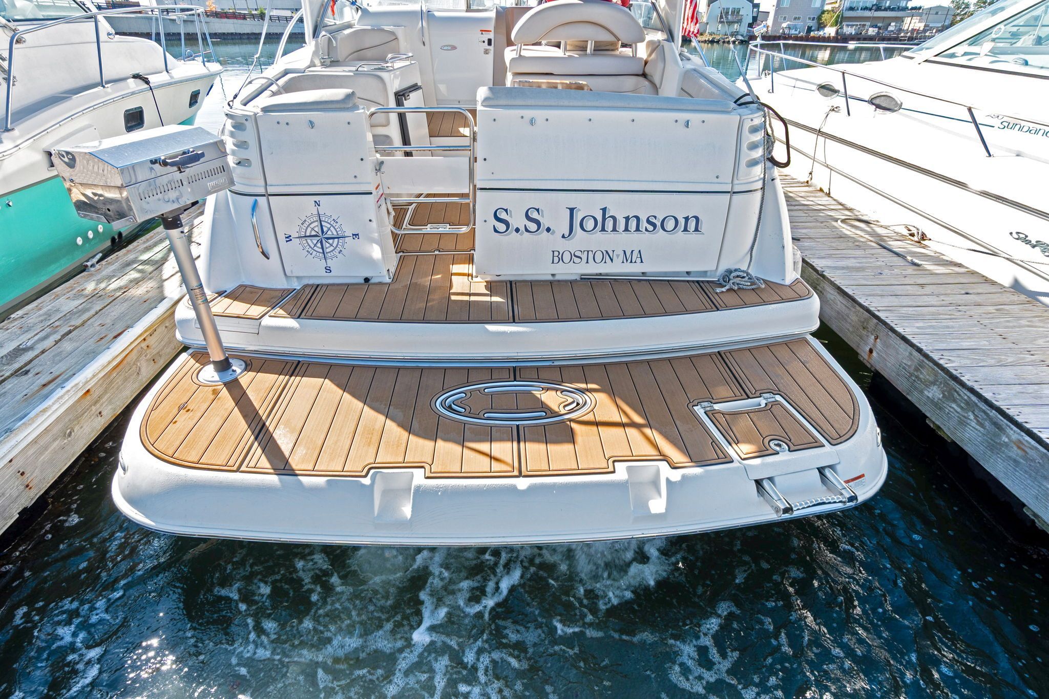 2007 Larson Cabrio 330 - 53