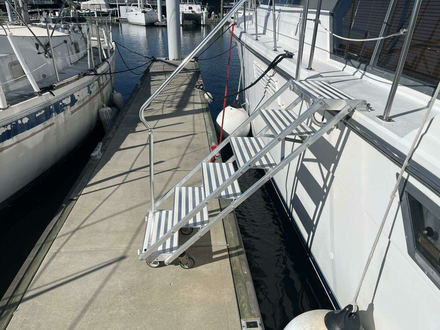 1995 Carver 440 Aft Cabin - Image 64