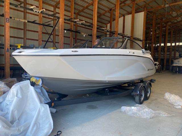 2025 Yamaha Boats SX220