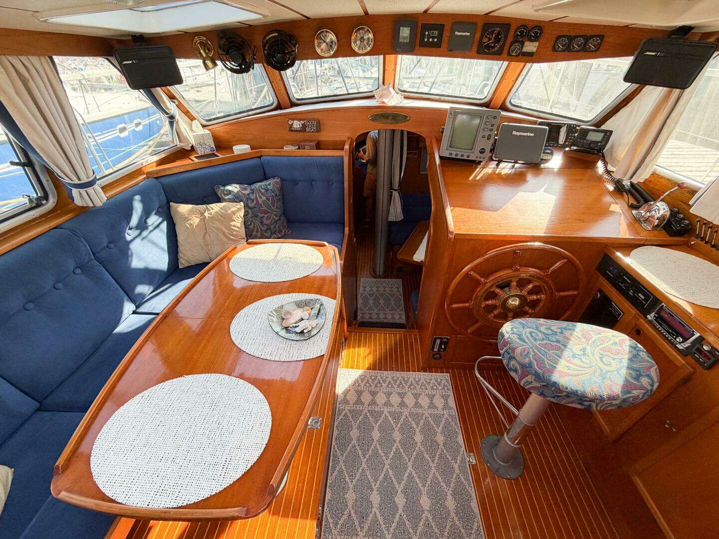1986 Nauticat 40 Cutter Ketch Pilothouse - Image 33