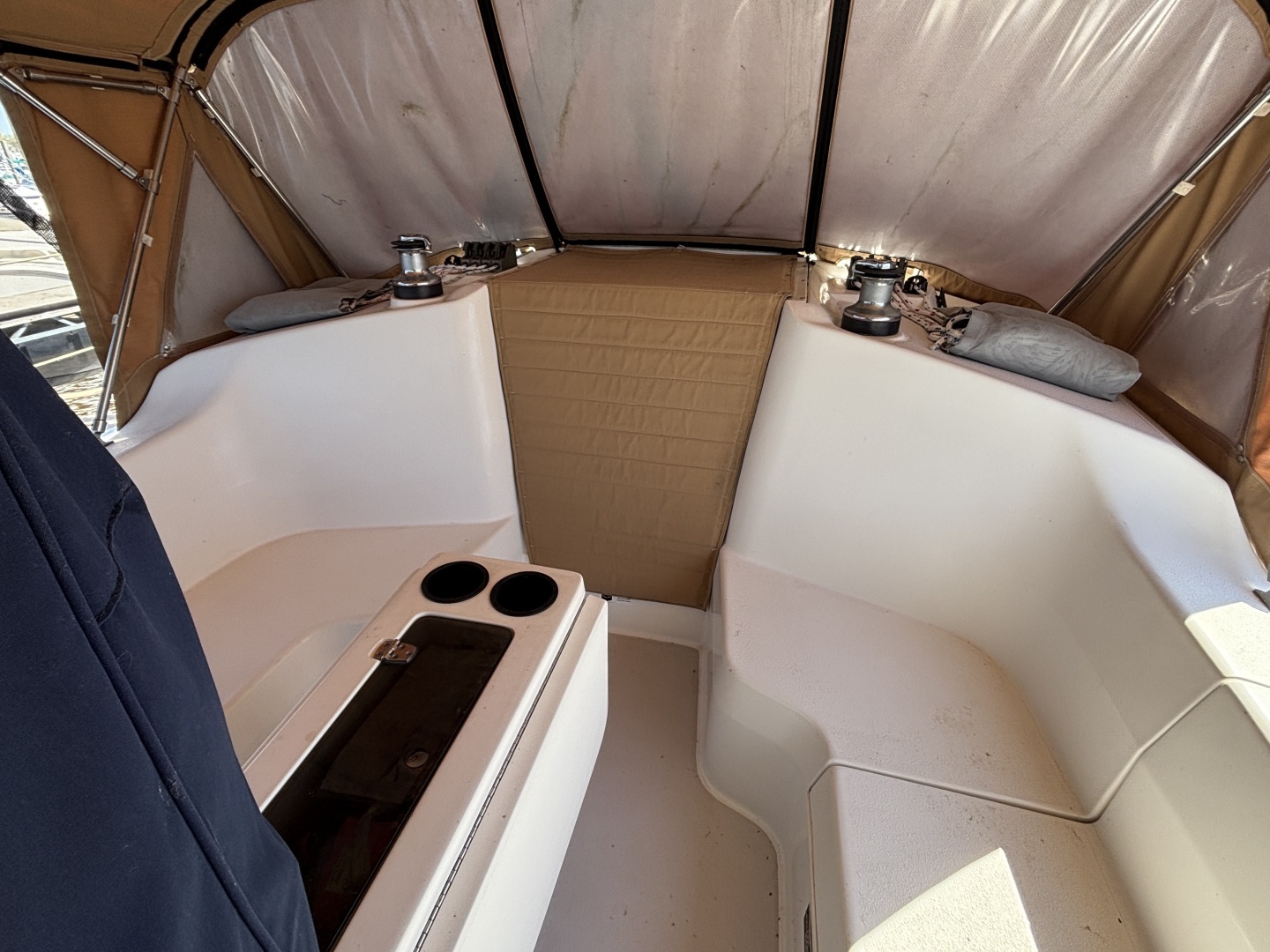 2003 Catalina 350 - Image 17