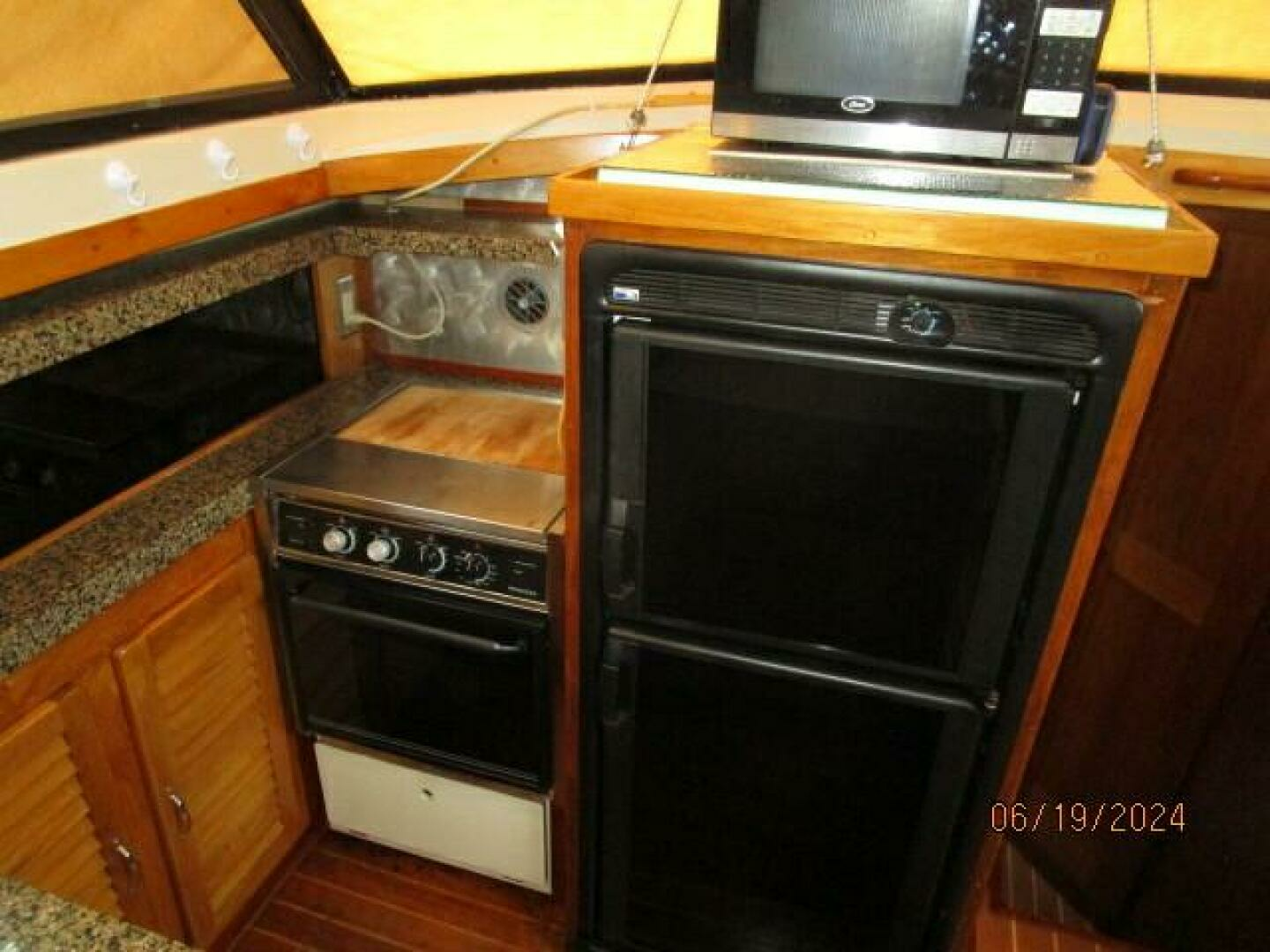 1984 Mainship 40DC - Image 46