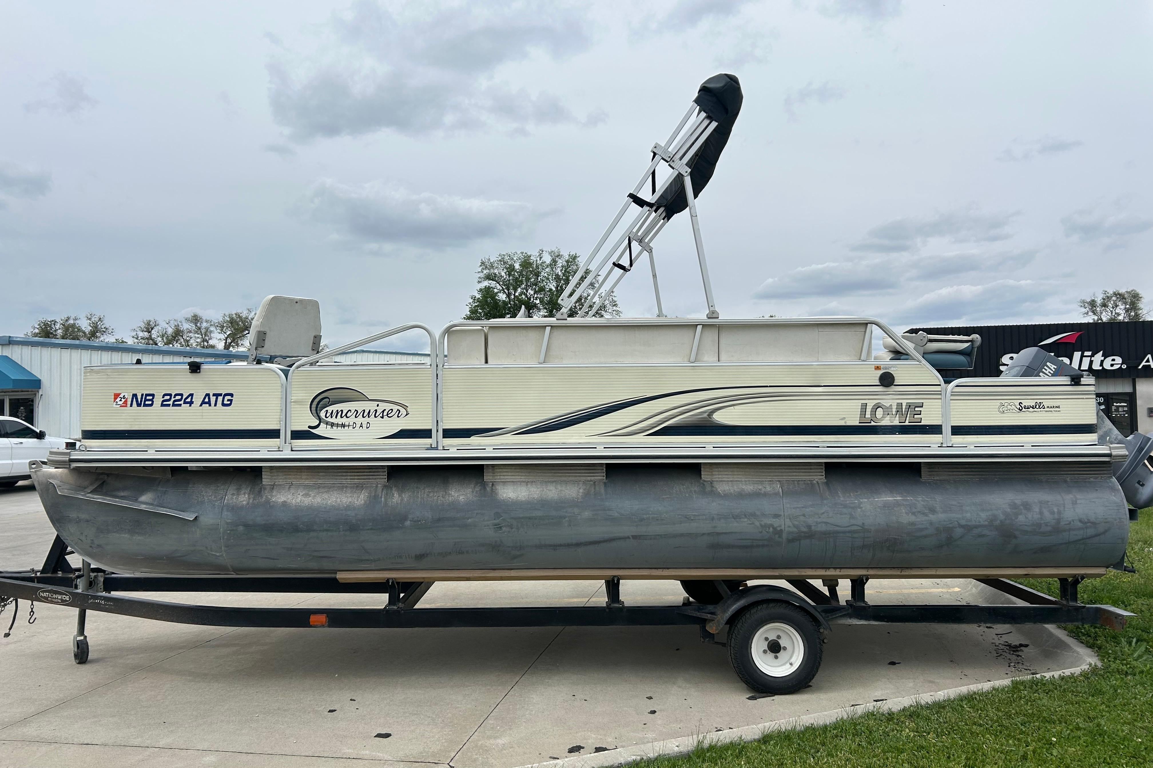 2002 Lowe Trinidad 200