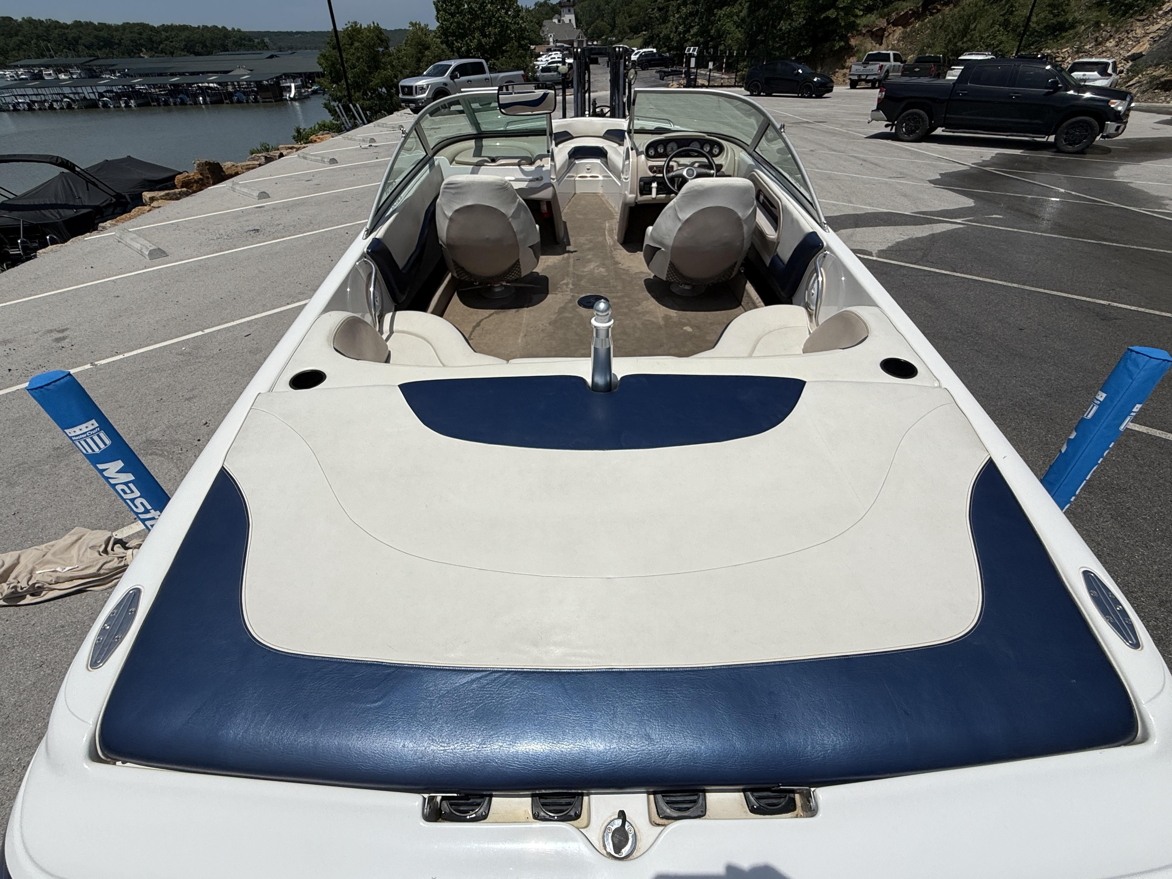 2000 MasterCraft MariStar 230 SV - 6
