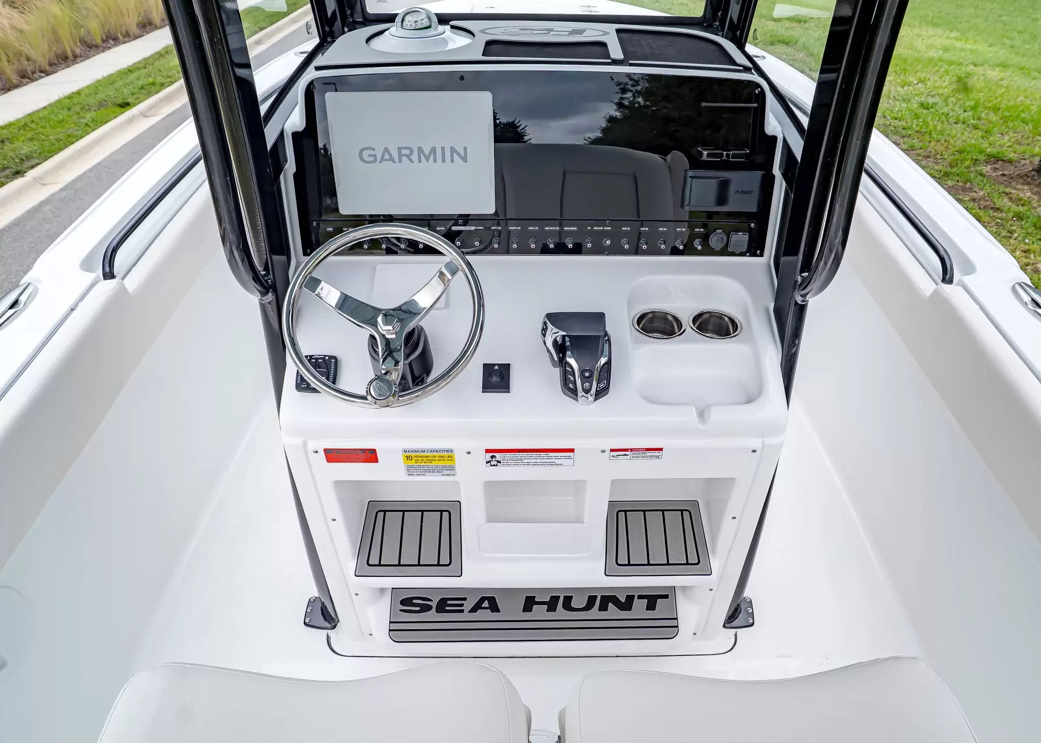 2027 Sea Hunt Ultra 255 SE - 15