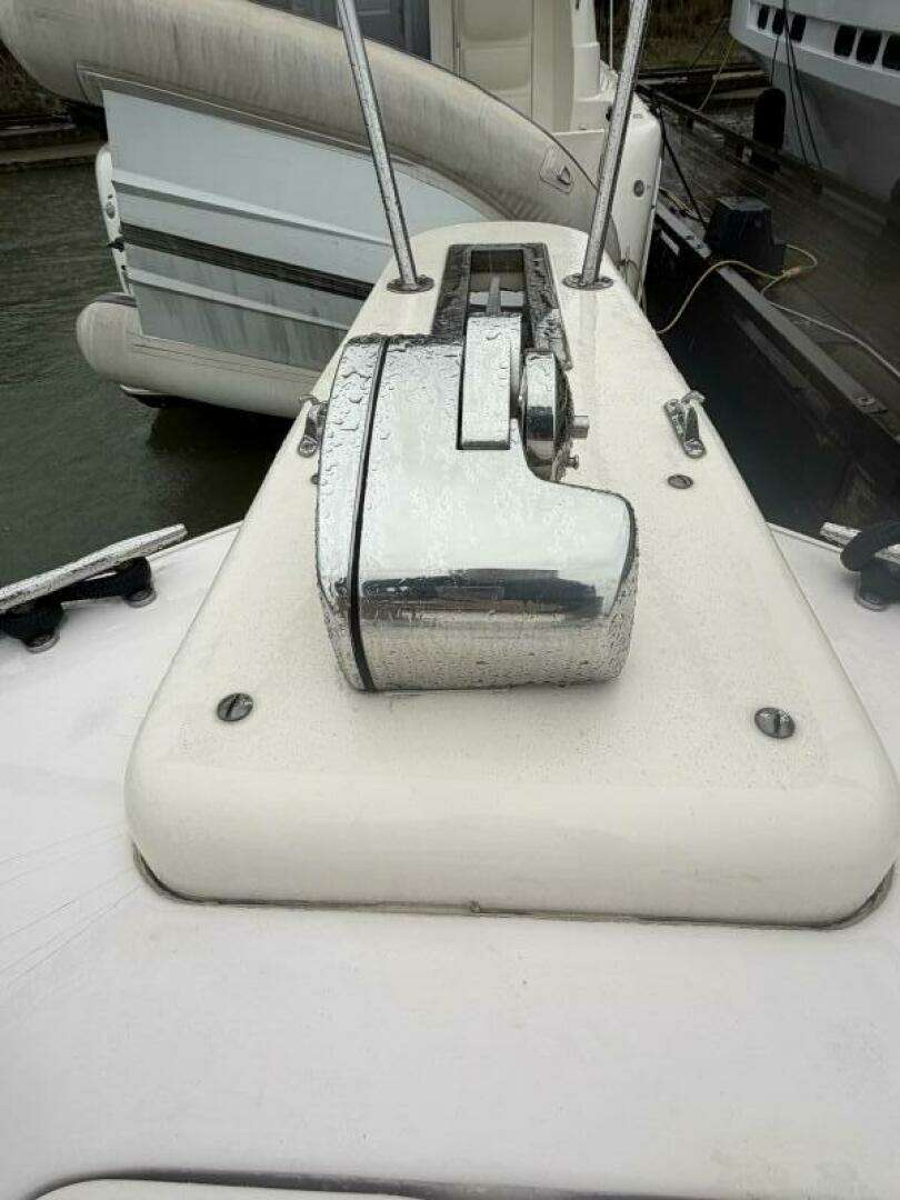 2004 Grady-White — - Image 11