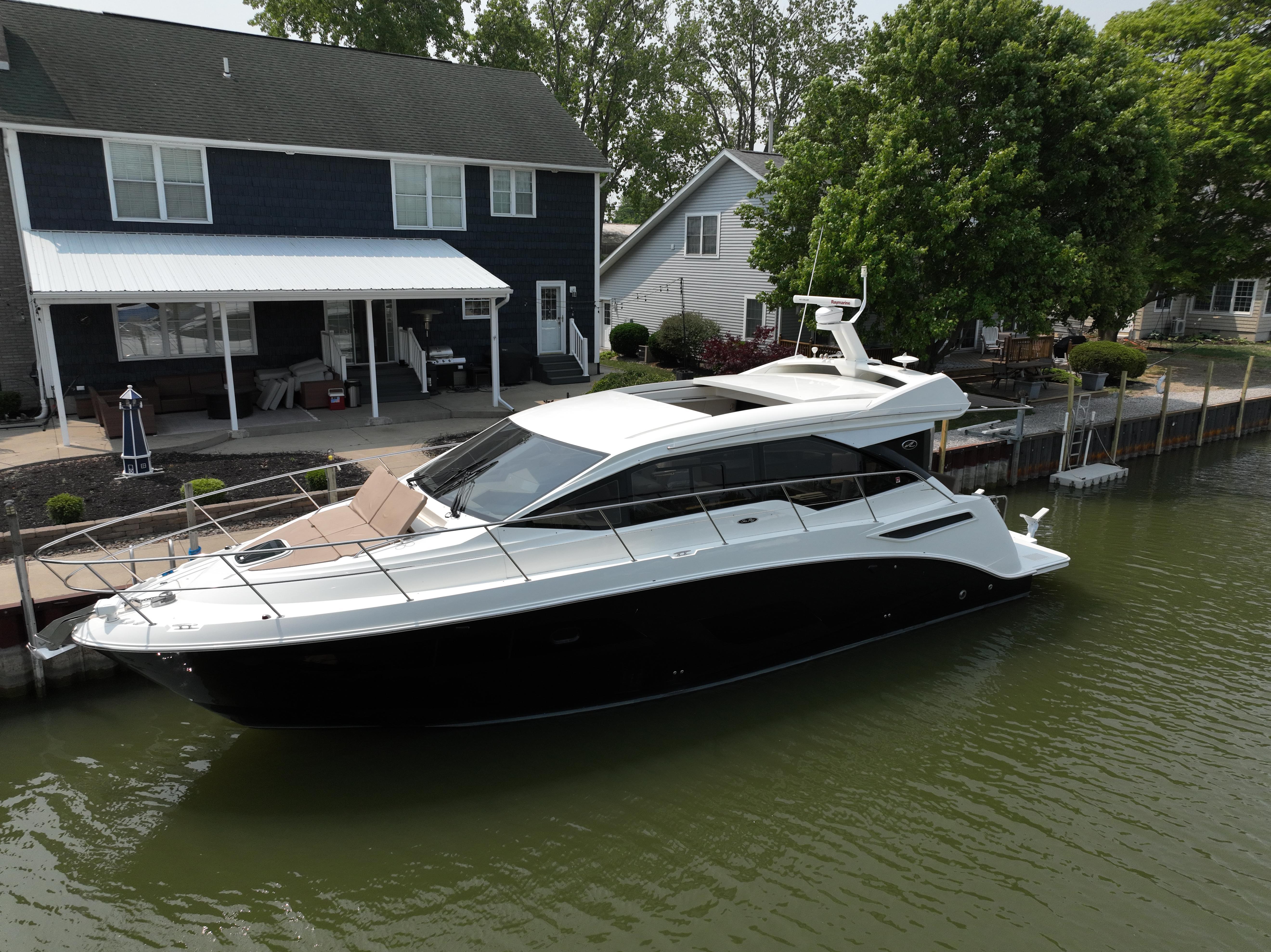 2017 Sea Ray Sundancer 460