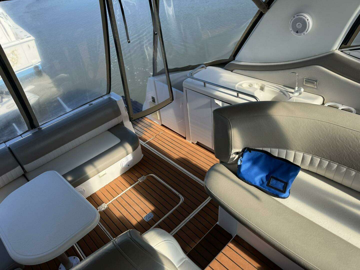 2003 Cruisers Yachts 3772 - Image 45