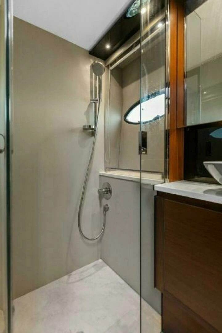 2016 Princess 60 Flybridge - Image 38