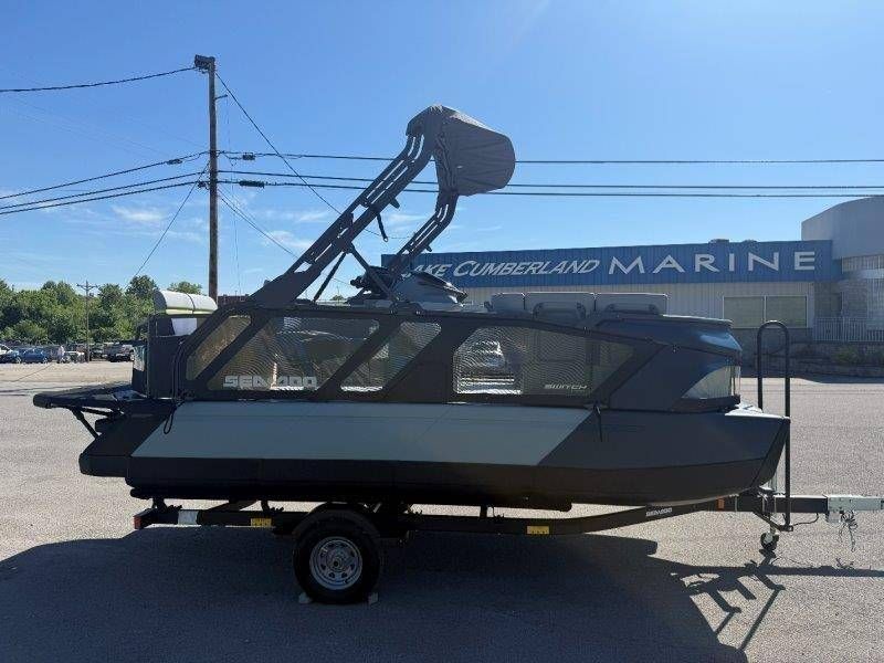 2026 Sea-Doo Switch Cruise Limited 18 - 9