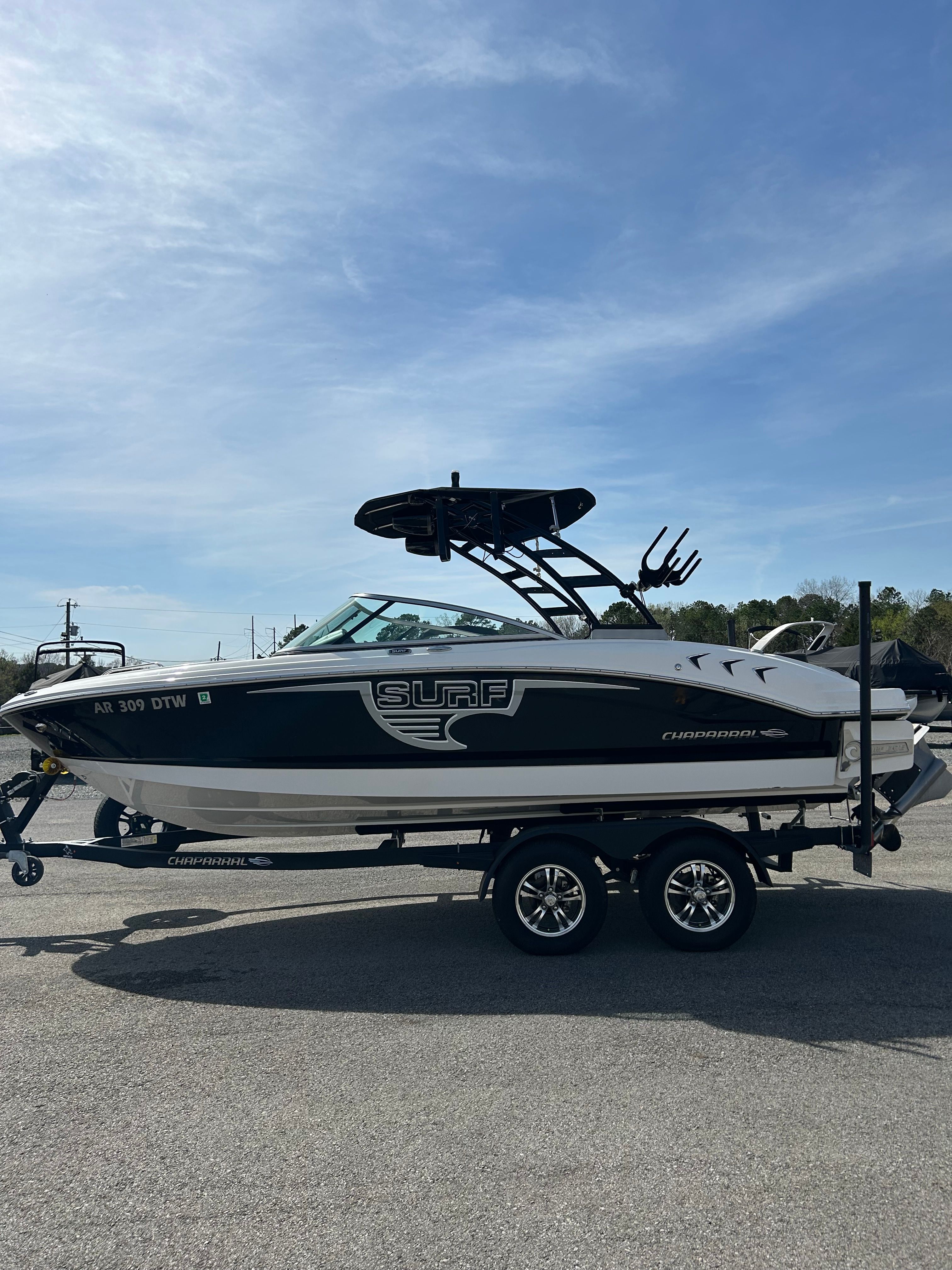 2021 Chaparral 21 Surf - 2