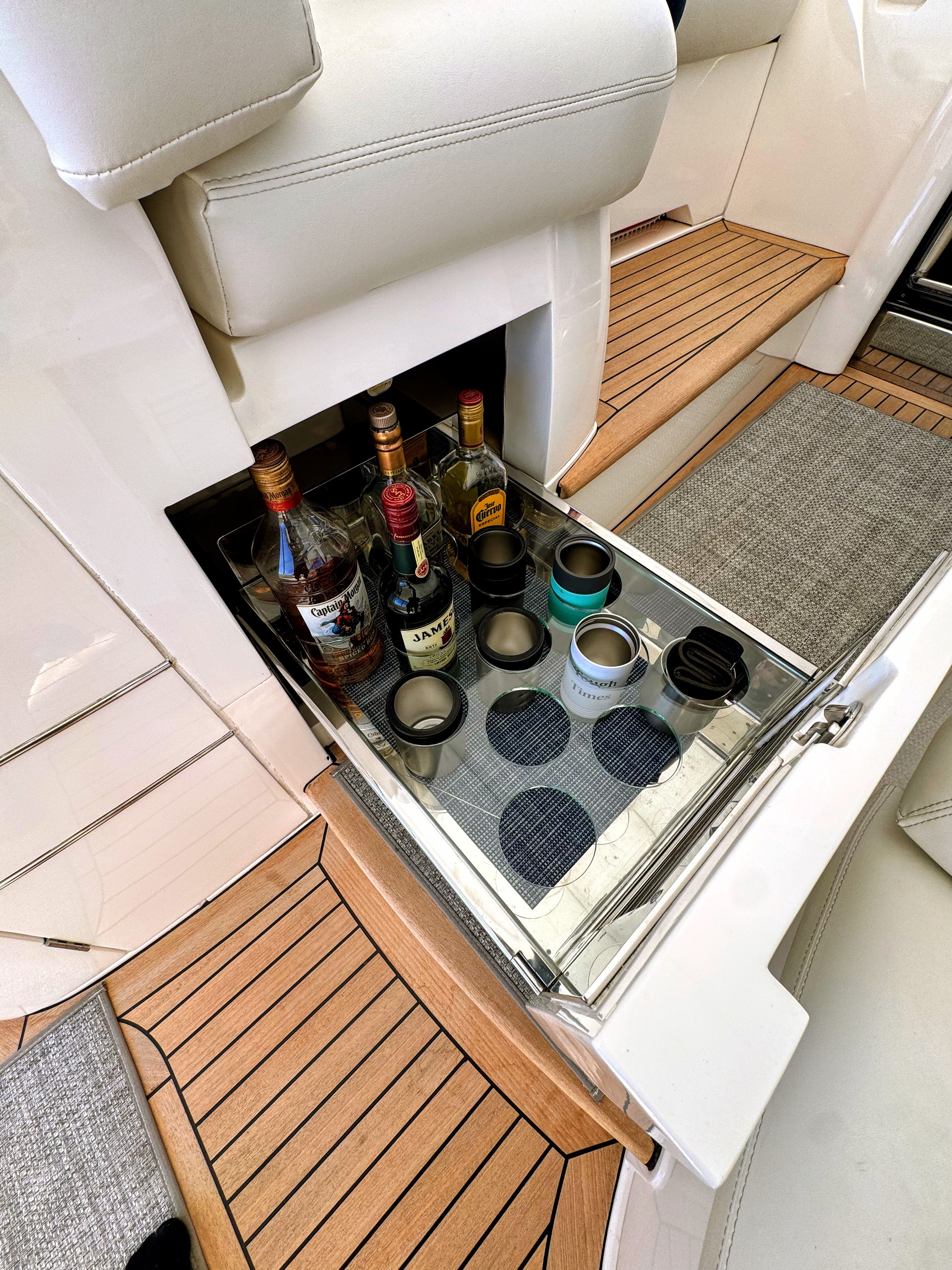 2004 Viking Princess V58 - 27