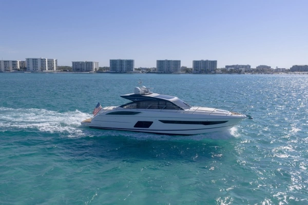 2016 Princess V58