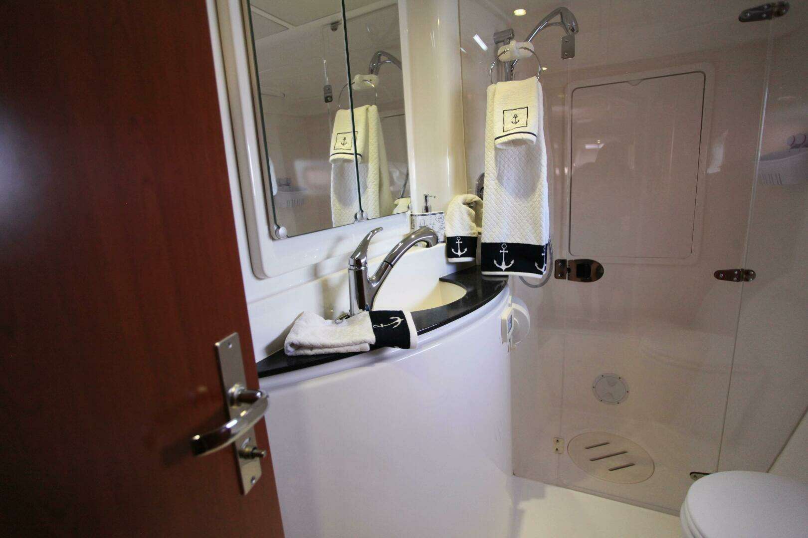 2012 Leopard owners version never in charter - Image 74