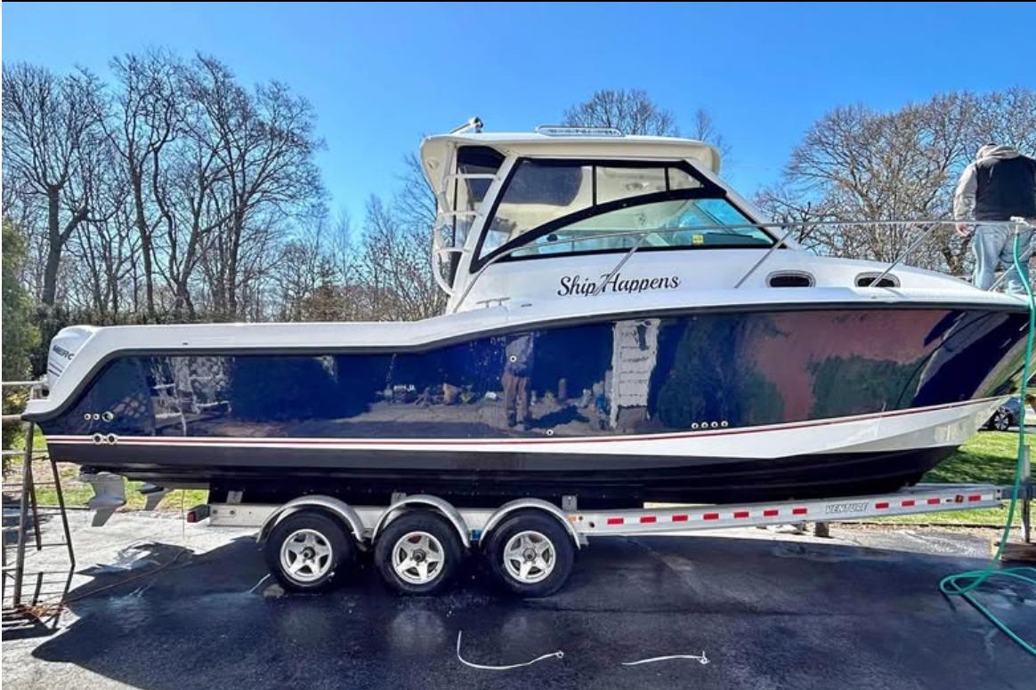 2014 Boston Whaler 315 Conquest