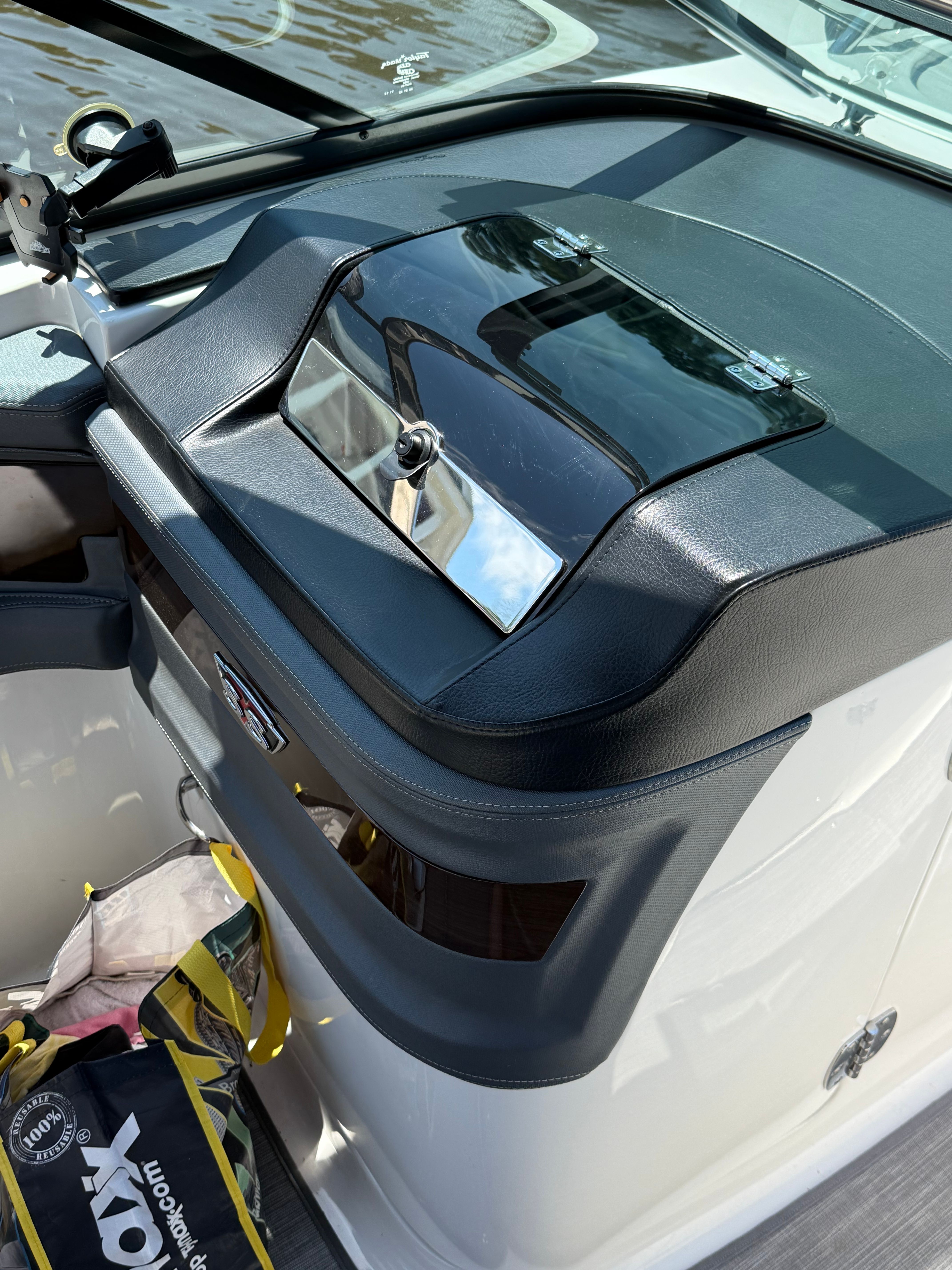 2020 Chaparral 256 SSX boat console with glossy dashboard.