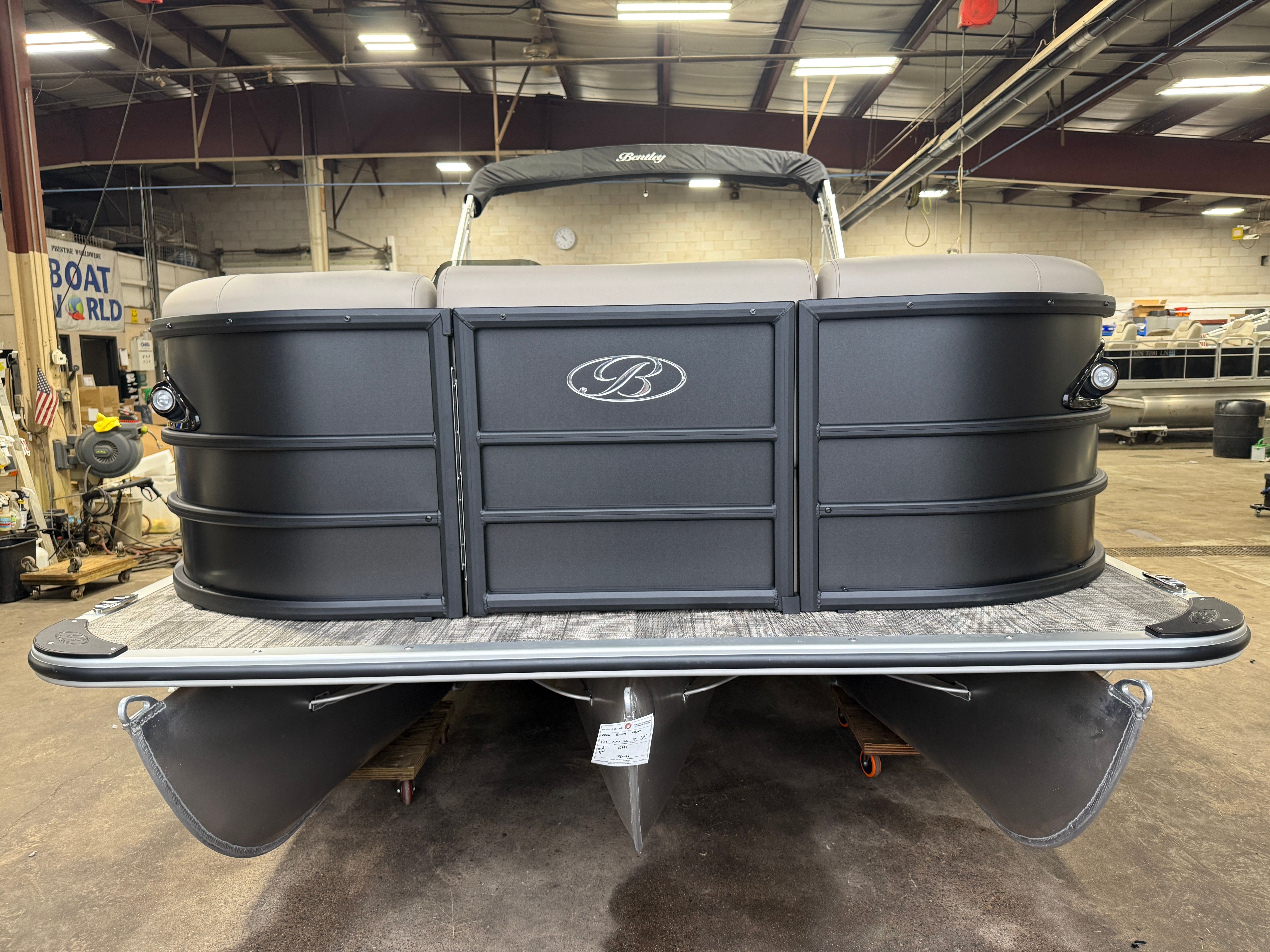 2026 Bentley Pontoons Legacy 223 Navigator Quad Lounge Tritoon & Honda 4-Stroke EFI - 38