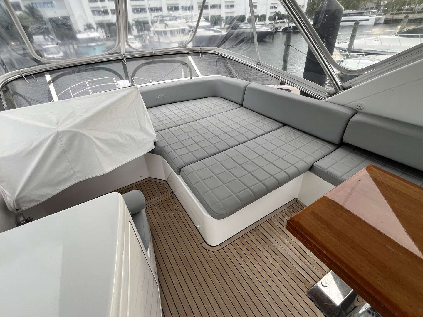 2015 Azimut 54 FLY - Image 38