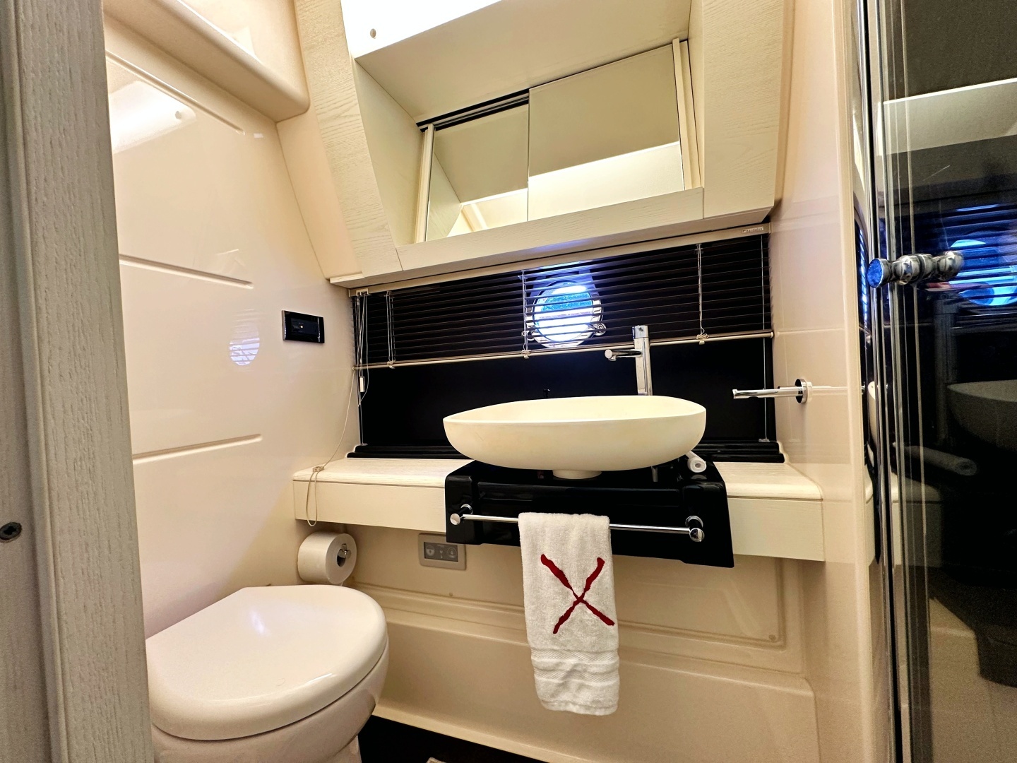 2015 Azimut 55S - Image 30