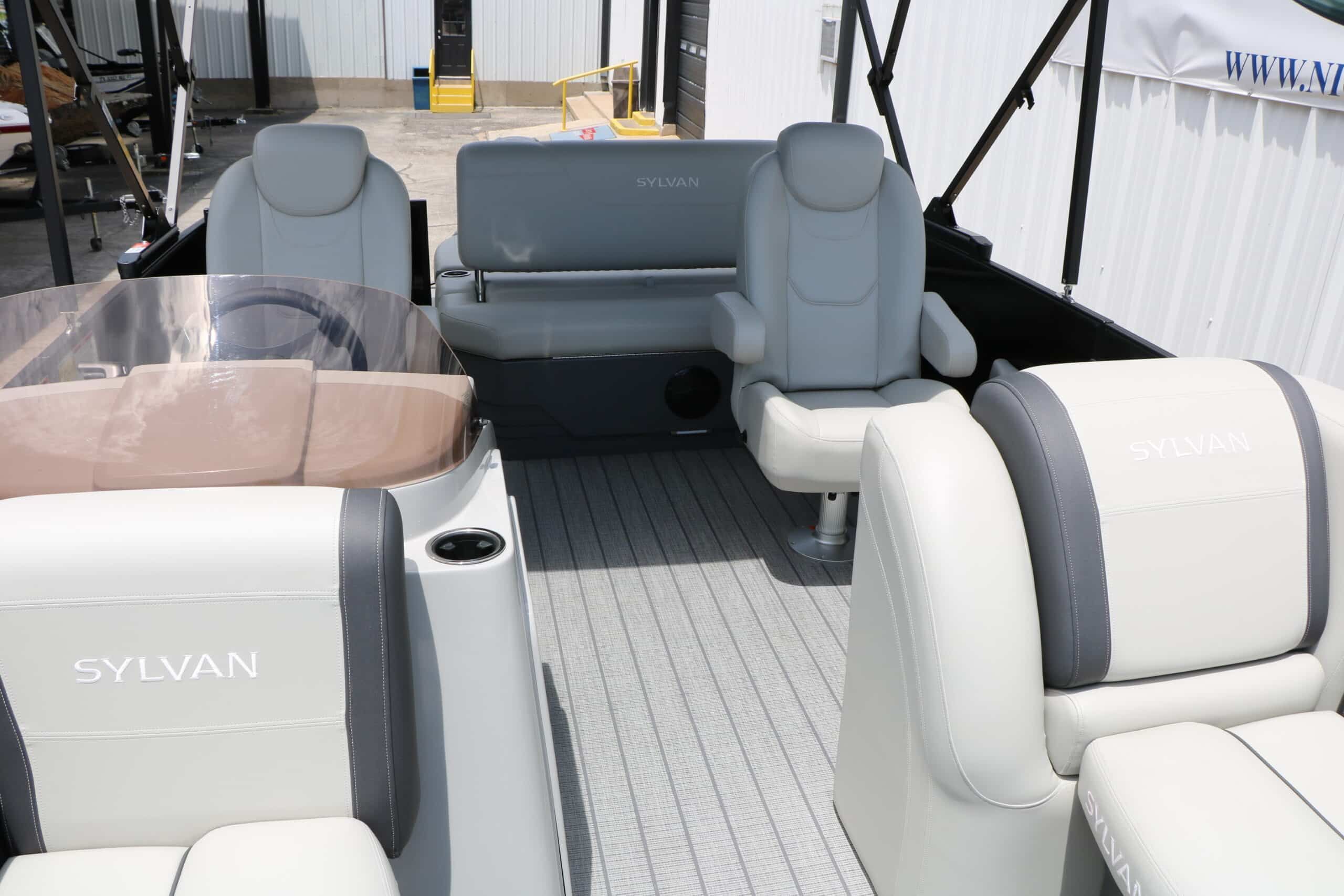 2026 Sylvan Mirage 820 CLZ DH Premium Pontoon Includes Custom Trailer - 21