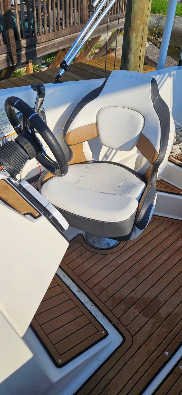 2022 Smoker Craft 231SVX OB DH - 15