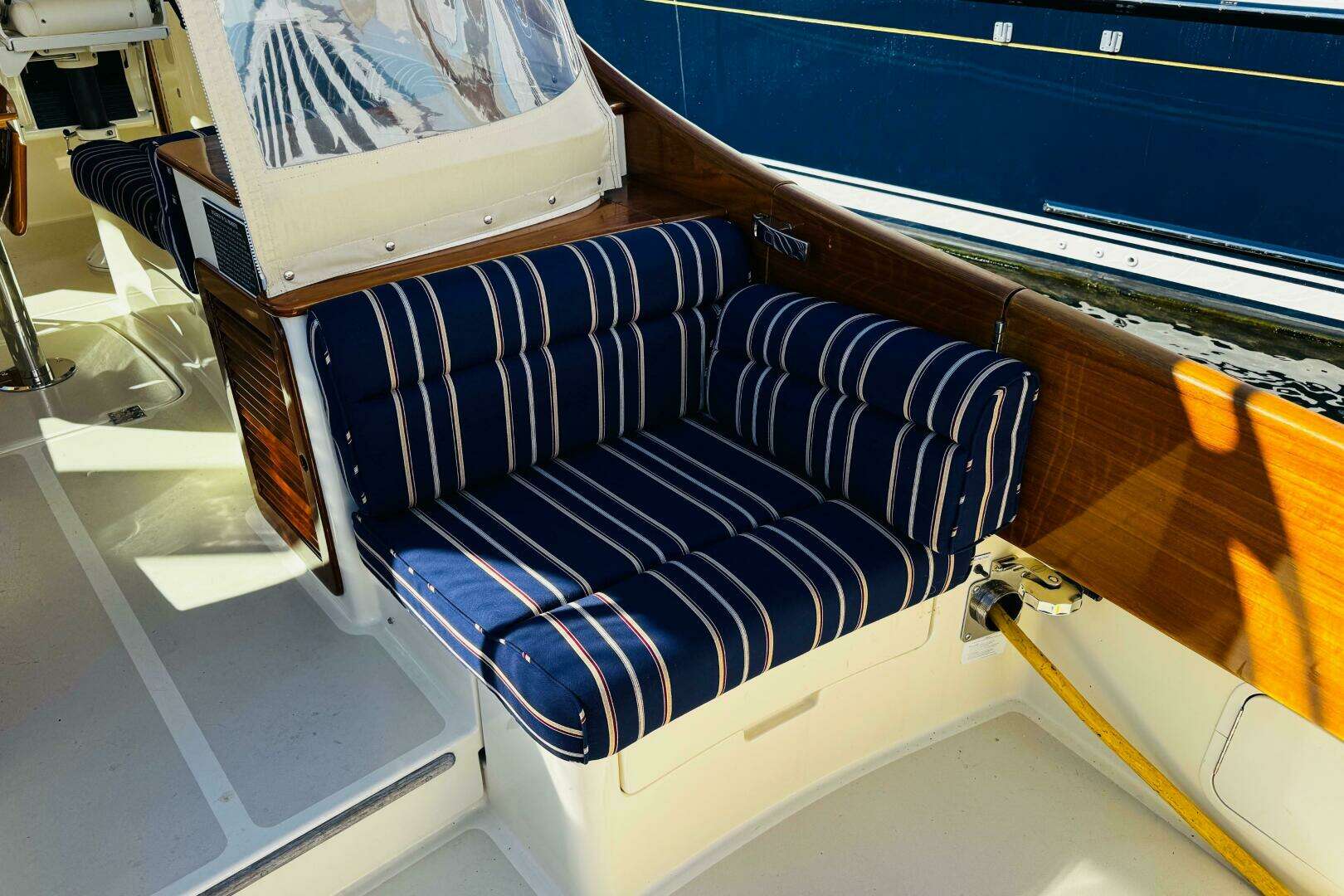 2012 Hinckley Picnic Boat MKIII - Image 42