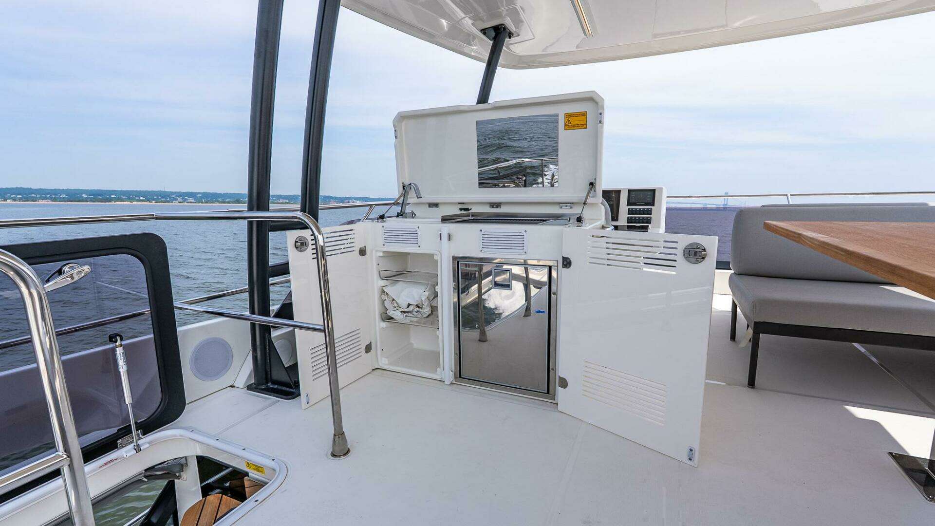 2027 Prestige M48 - Image 65