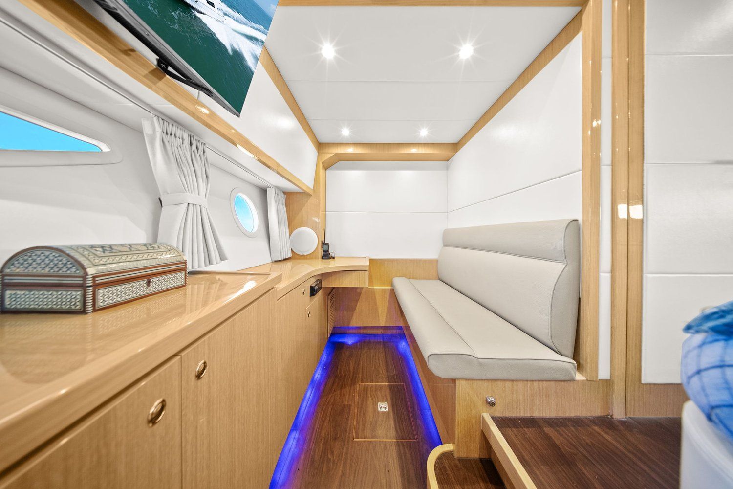 2018 Mym/Mares 47 OUTBOARD EXPRESS CATAMARAN - 66