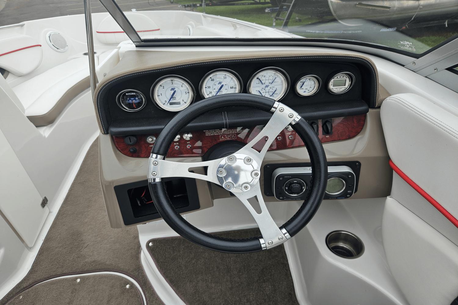 2008 Four Winns H220 - 15