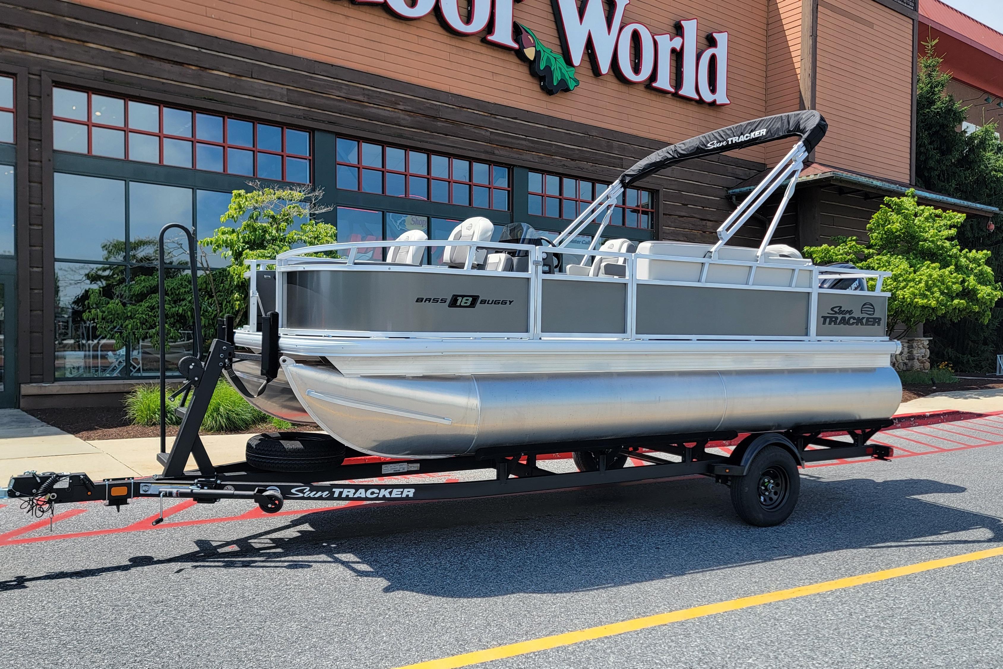 2026 Sun Tracker Bass Buggy 18 DLX
