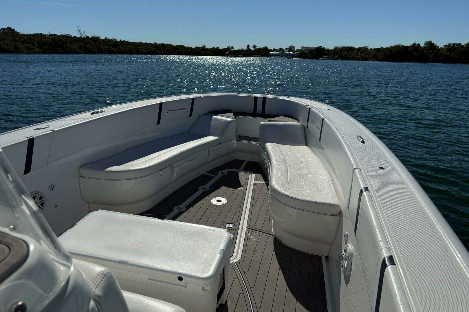 2020 Midnight Express 34 Open - Image 9