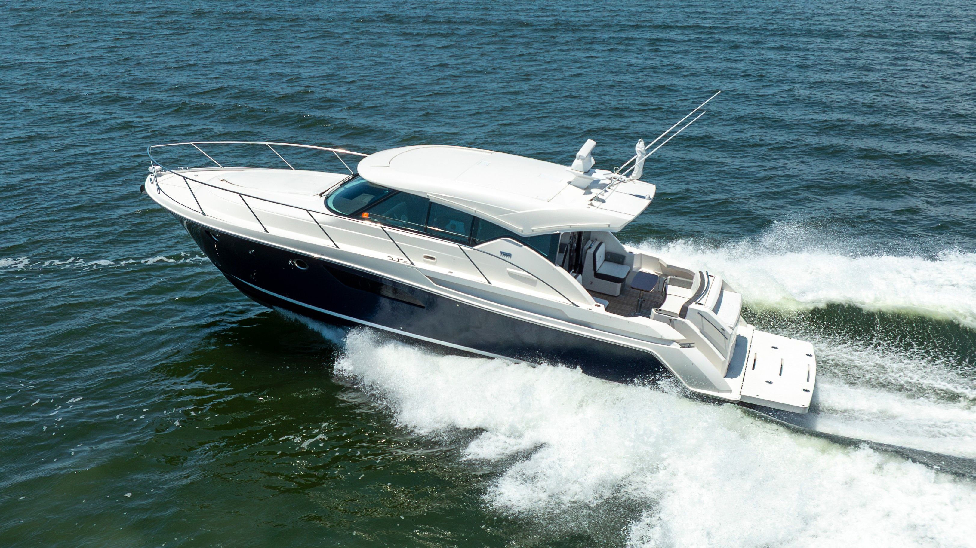 2018 Tiara Yachts 44 Coupe - 13
