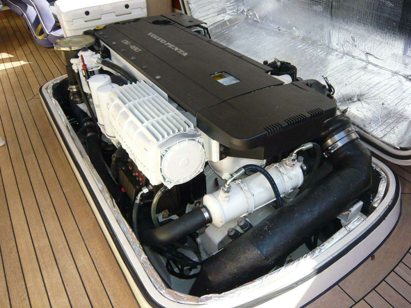 1998 Hinckley 36 Classic - Image 26