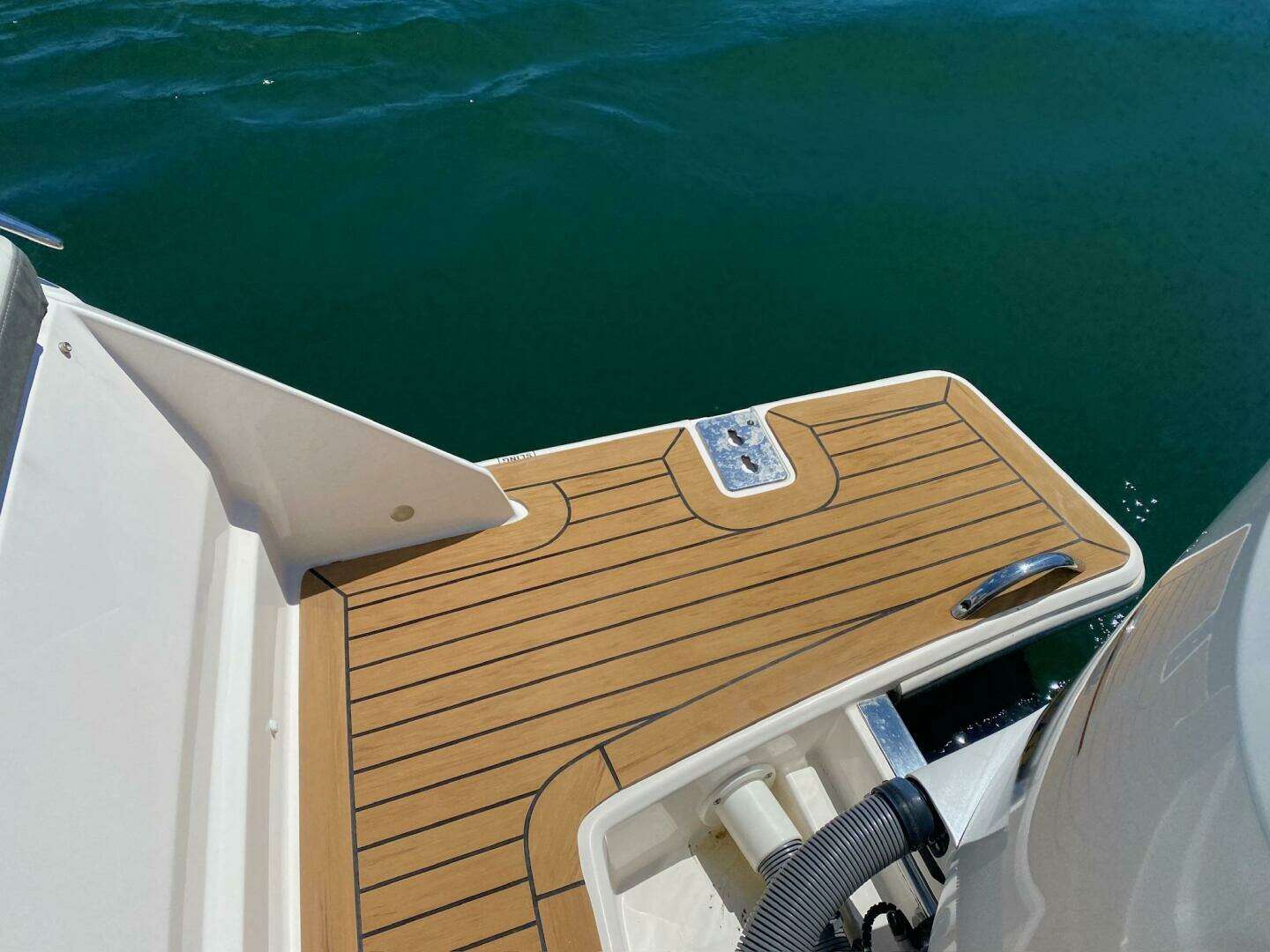 2019 Tiara Yachts 34LX - Image 29