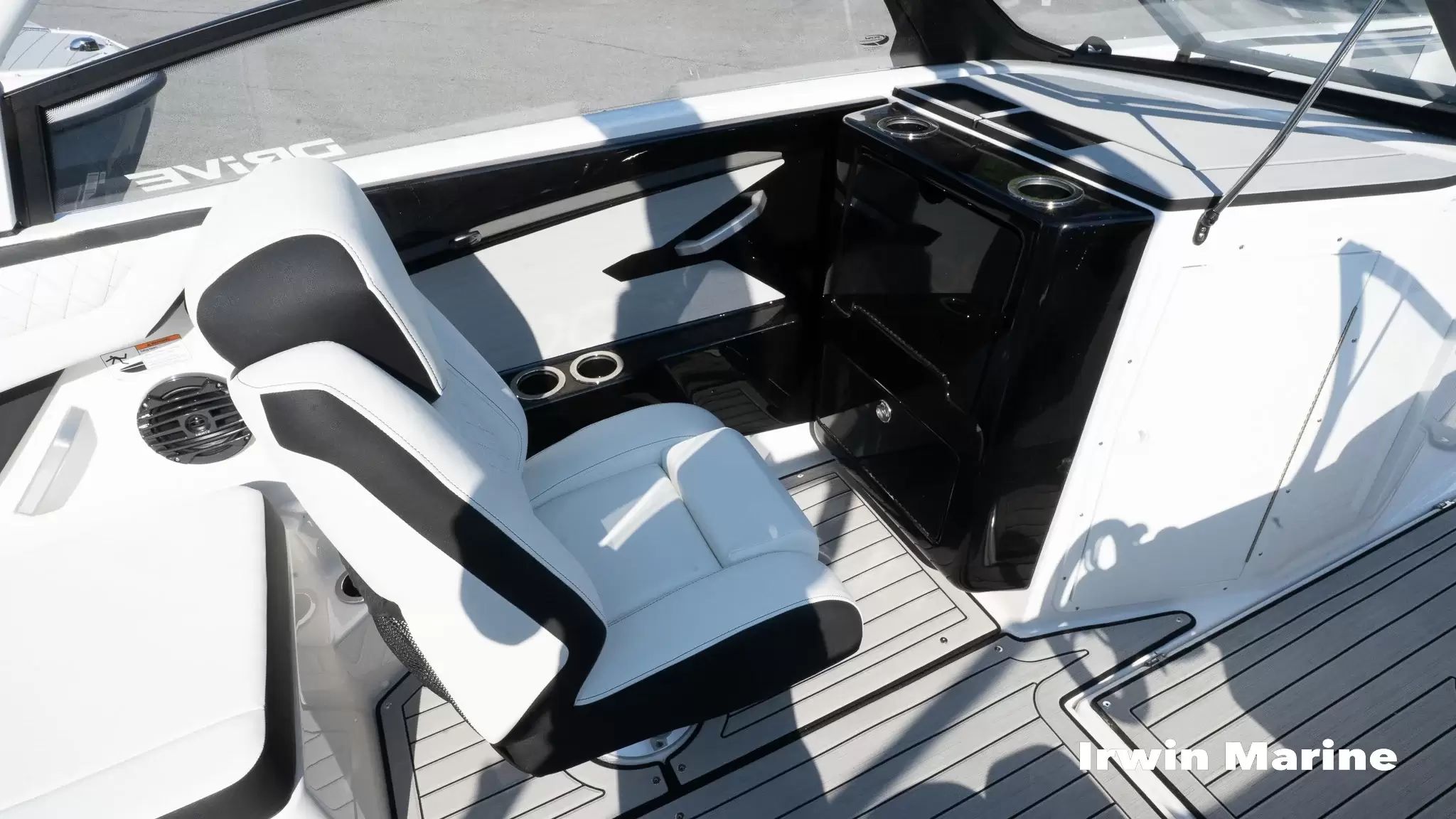 2026 Yamaha Boats 222SD - 8