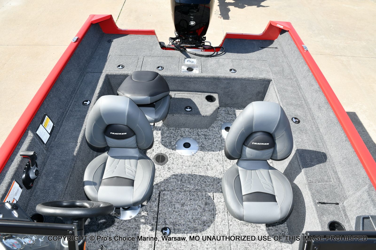 2026 Tracker Pro Guide V-175 WT w/150HP - 52