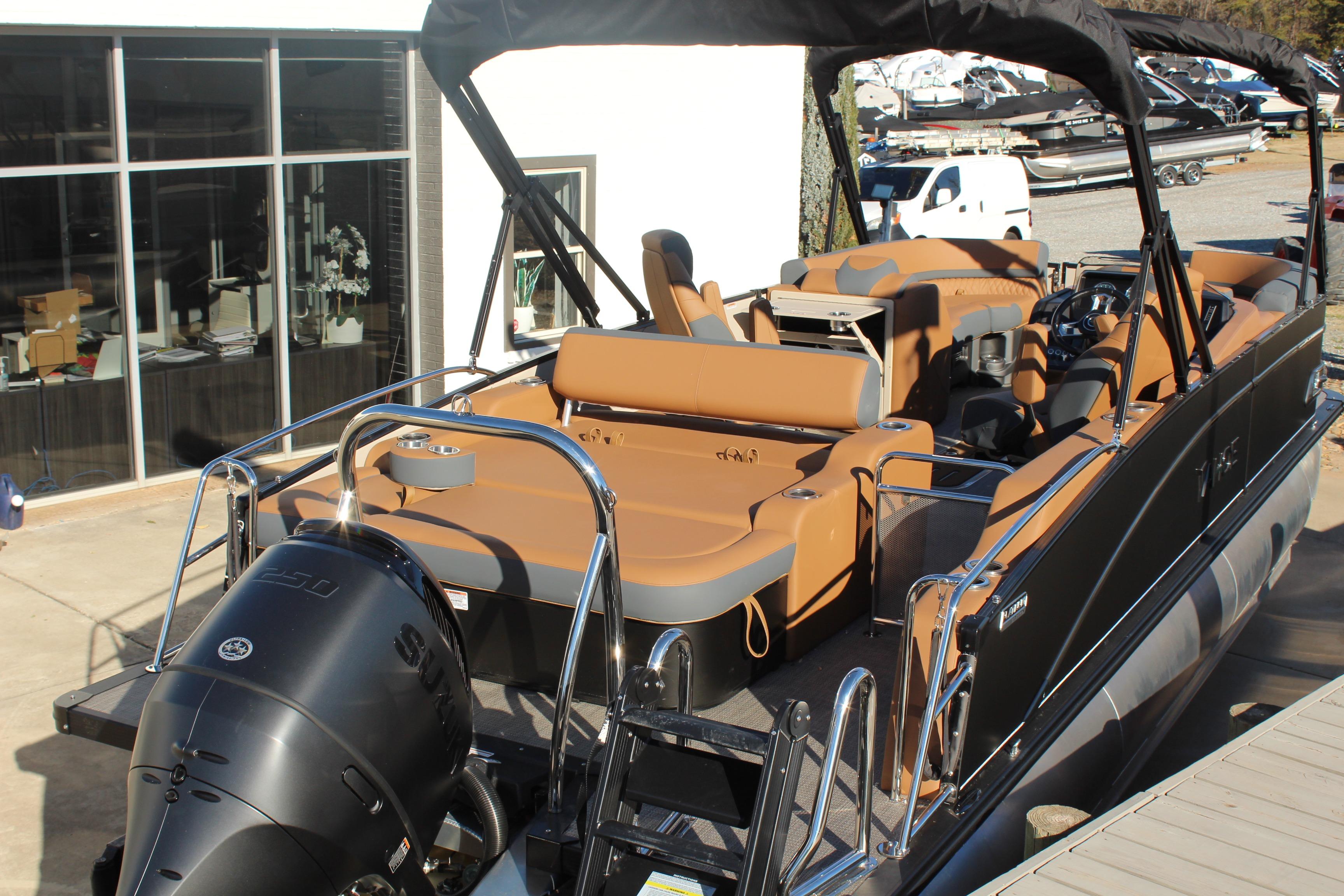 2026 Tahoe Pontoon Cascade Versatile Rear Bench with luxurious seating and powerful engine.